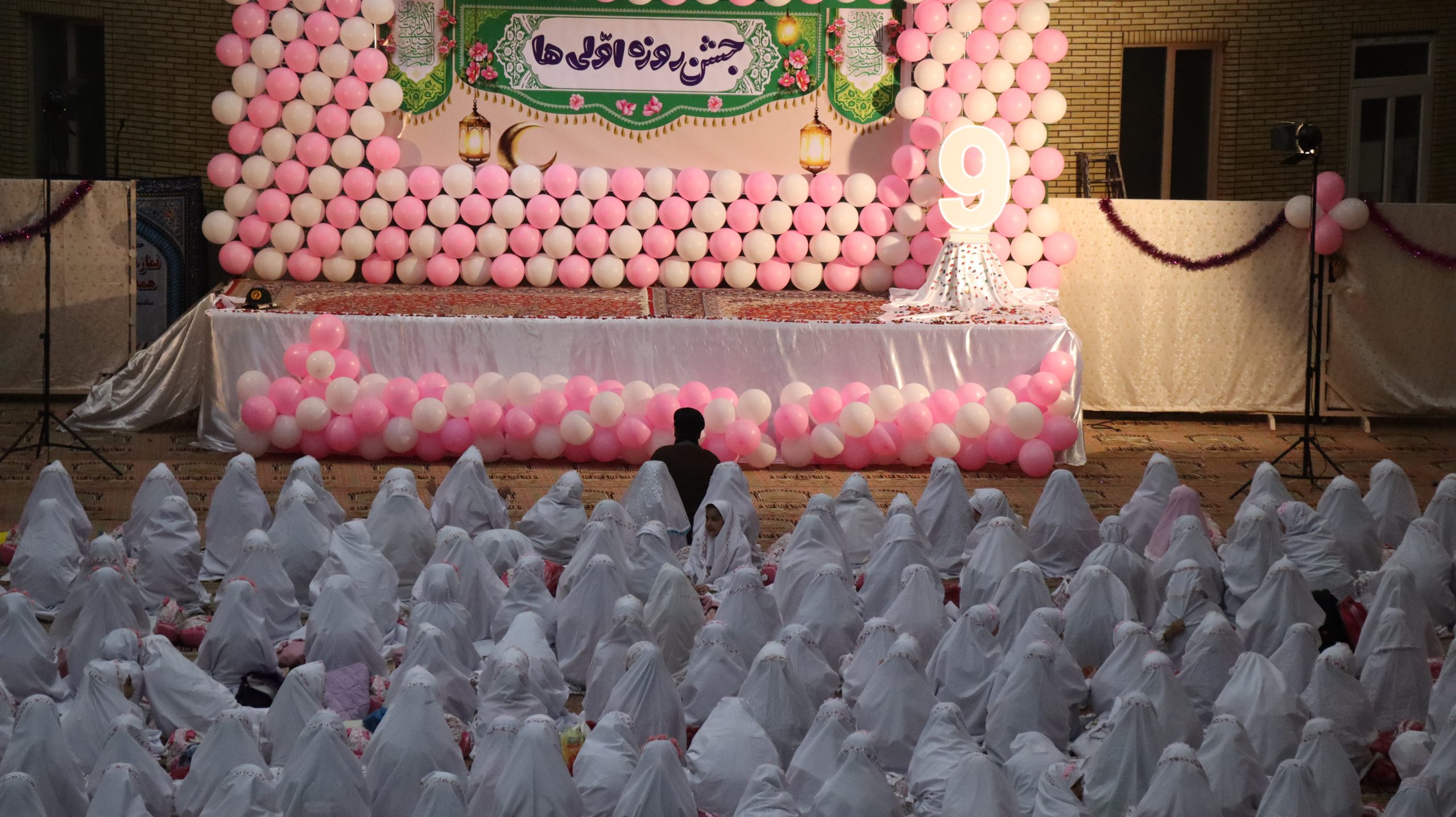 شیرینی اولین افطار؛ جشن روزه‌اولی‌ها در دل مصلی خمین