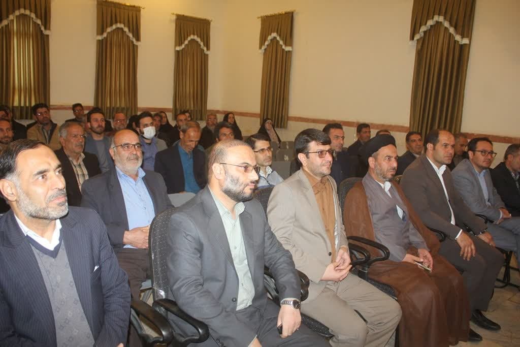هم‌اندیشی برای روستاها: چالش‌ها و راهکارهای توسعه در بخش کمره خمین