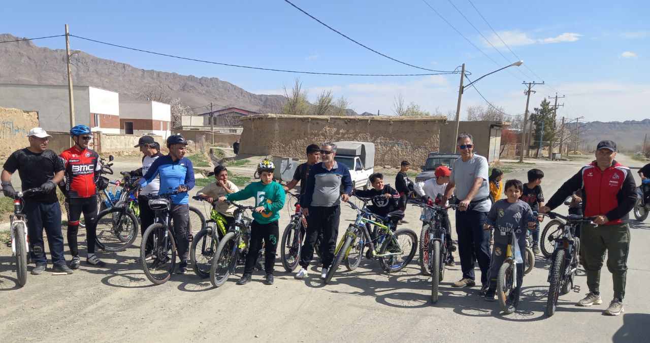 همایش دوچرخه‌سواری روستاهای دهستان رستاق برگزار شد