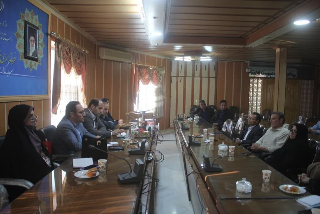 نشست هم‌اندیشی اصلاح‌طلبان خمین برگزار شد.
