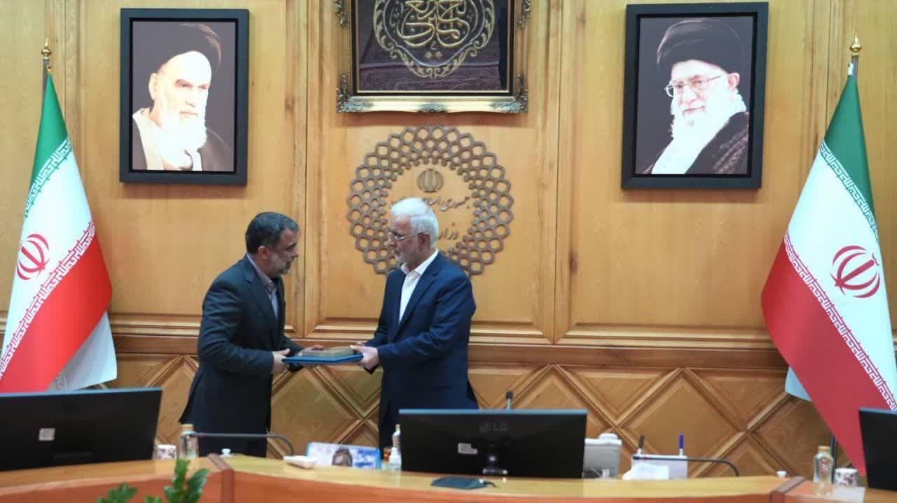 معاون جدید توسعه مدیریت و منابع انسانی وزارت کشور معارفه شد