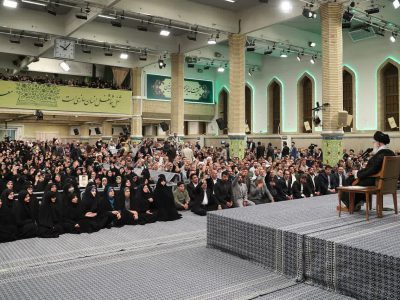 رهبر انقلاب: آمریکا به همت ملت‌های منطقه از این منطقه خواهد رفت