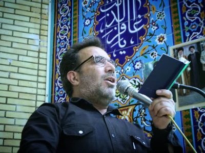 زمزمه‌های عرفه در مصلی خمین طنین انداز شد