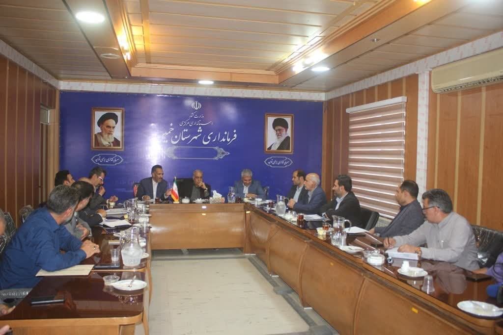 پیمانکاران کُندکار تهدید به اخراج شدند