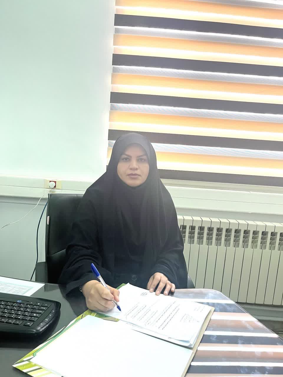 دومین بخشدار بانوی استان مرکزی در دولت چهاردم در شهرستان خمین منصوب شد