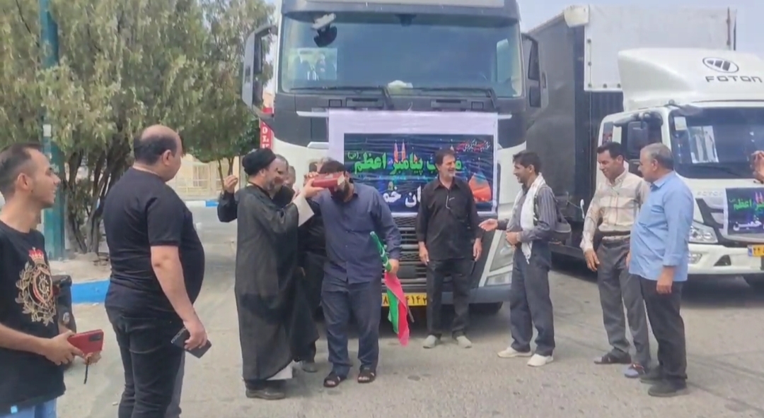 کاروان موکب خمینی‌ها به سوی کربلا حرکت کرد