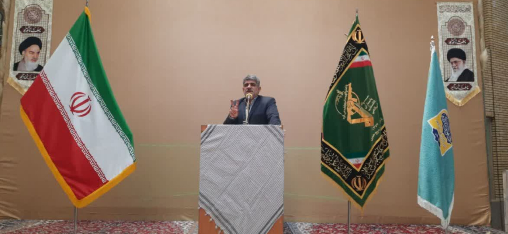 آمادهباش آموزش و پرورش خمین برای استقبال از ۱۸ هزار دانشآموز در سال تحصیلی جدید