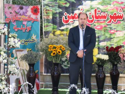 تولید ۱۱۰ میلیون شاخه گل؛ ظرفیت ناشناخته روستاهای خمین