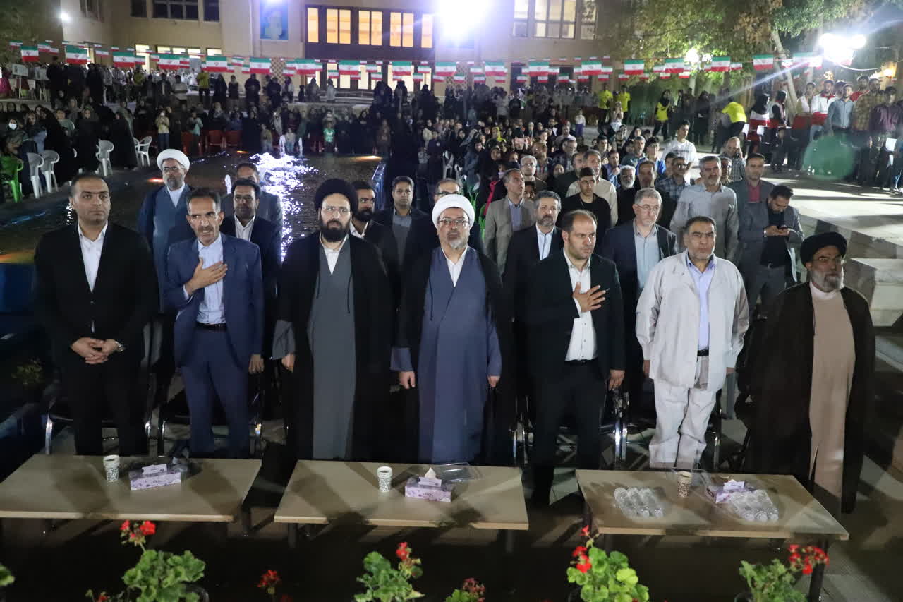 آیین افتتاحیه المپیاد ورزشی پرچم در بیت تاریخی حضرت امام(ره) آغاز شد