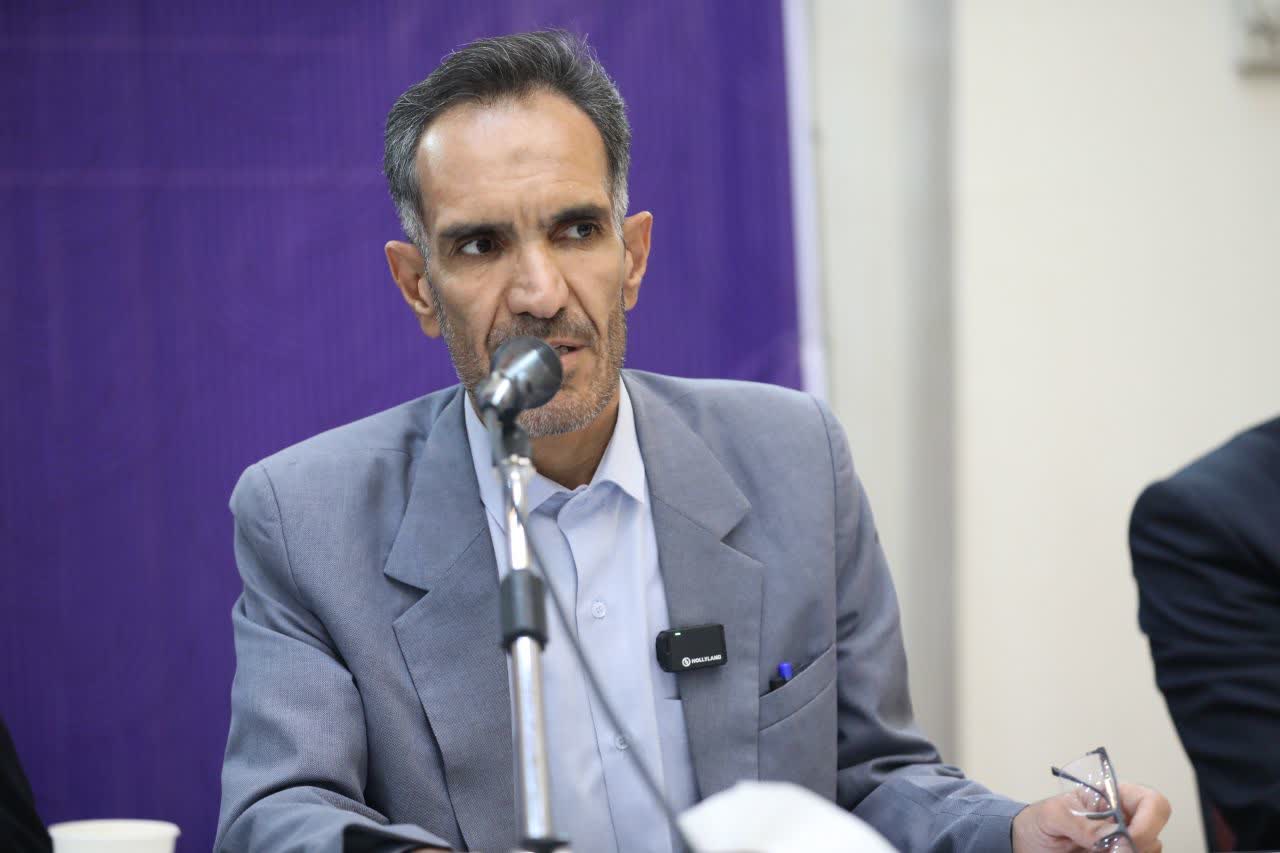 مجموعه ورزشی کارگران خمین نیازمند تزریق منابع مالی