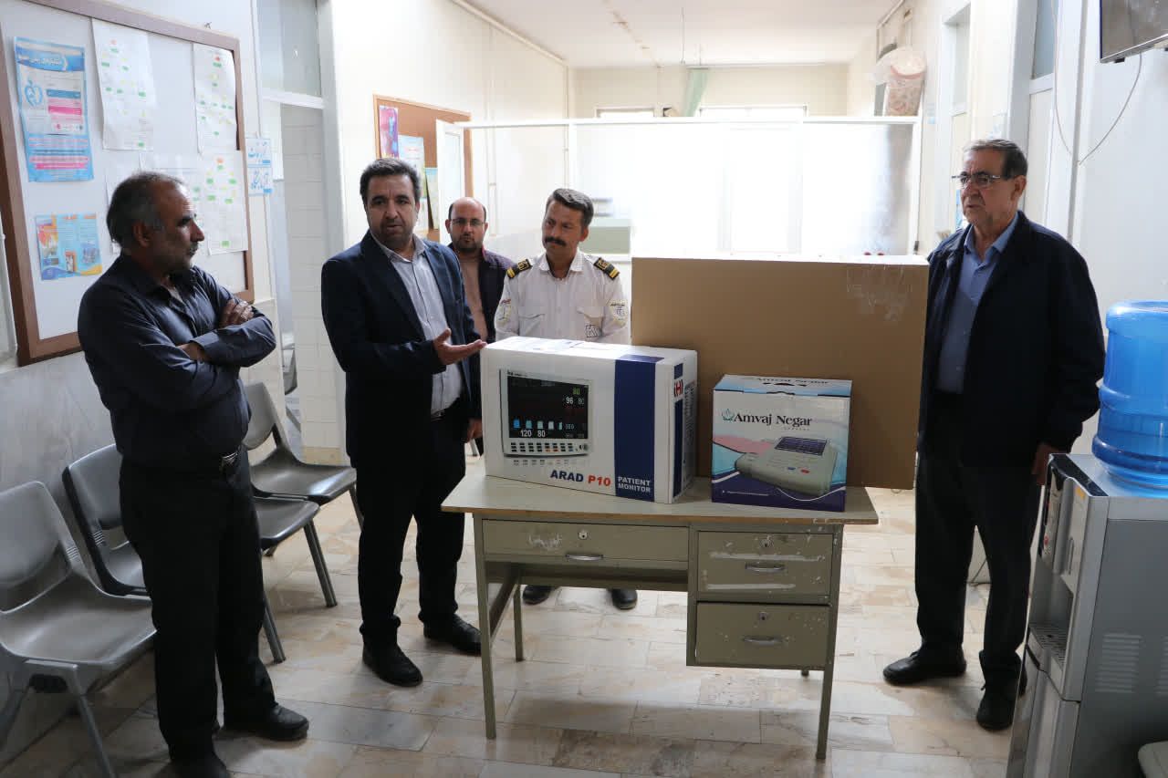 اهدای تجهیزات پزشکی به مرکز سلامت رباطمراد