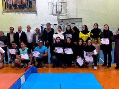 قهرمانی تیم آقایان و بانوان خمین در مسابقات چوب‌کشی استان مرکزی