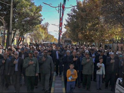 مردم خمین به پا خواستند