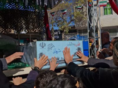 تجدید میثاق نمازگزاران با آرمان های شهدا