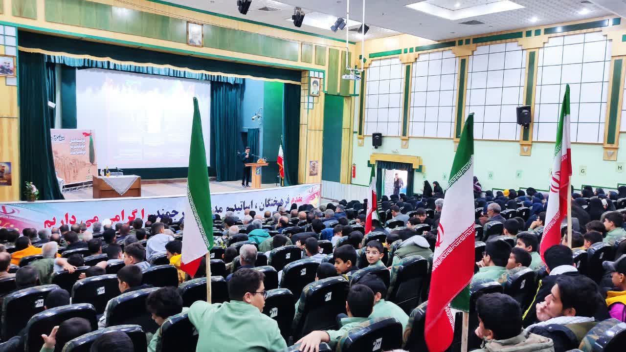 گردهمایی باشکوه بسیجیان خمین