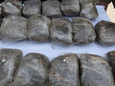 کشف ۳۴ کیلو گرم انواع مواد مخدر در خمین