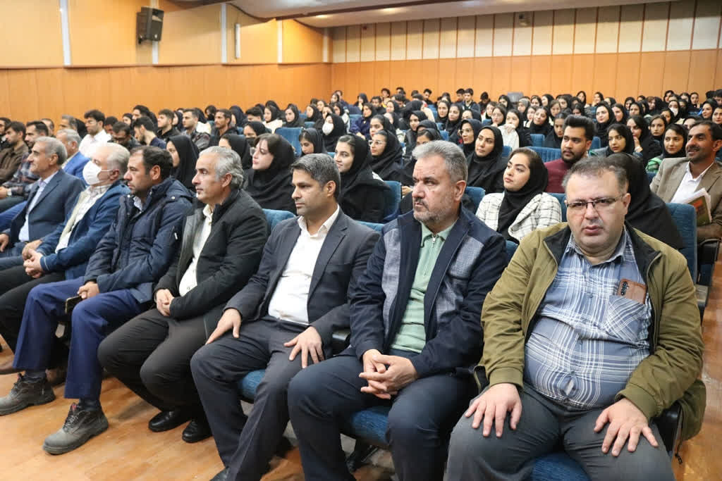 تجلیل از پژوهشگران برتر در هفته پژوهش