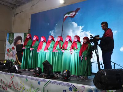 پایان جشنواره‌ای پرطراوت با طعم عسل و زعفران در خمین