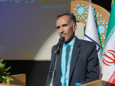 معیشت کادر درمان و تکمیل پروژه‌های نیمه‌تمام سلامت خمین در اولویت است