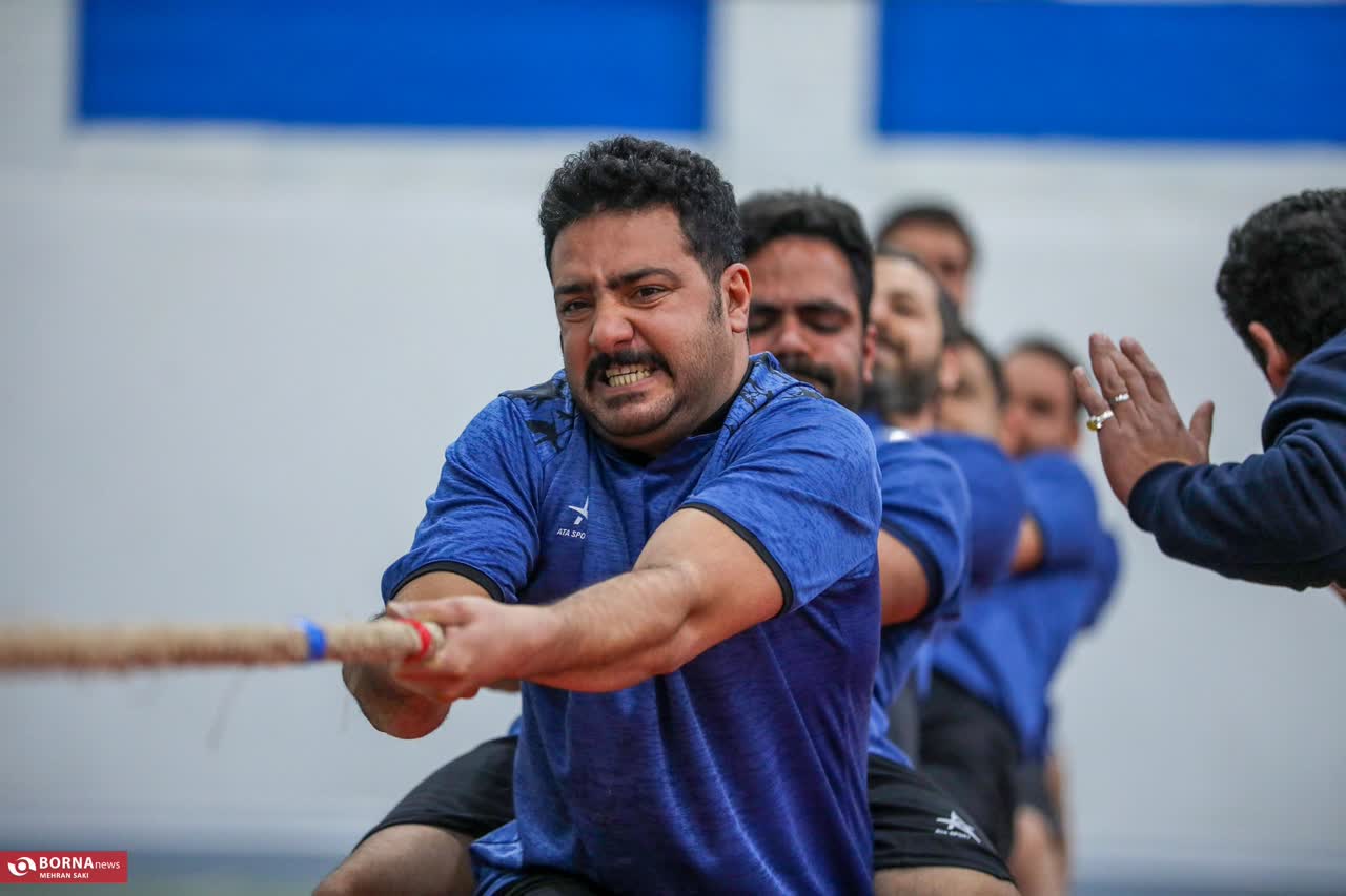 آرین پارس خمین قهرمان مسابقات طناب‌کشی کارگران استان مرکزی شد