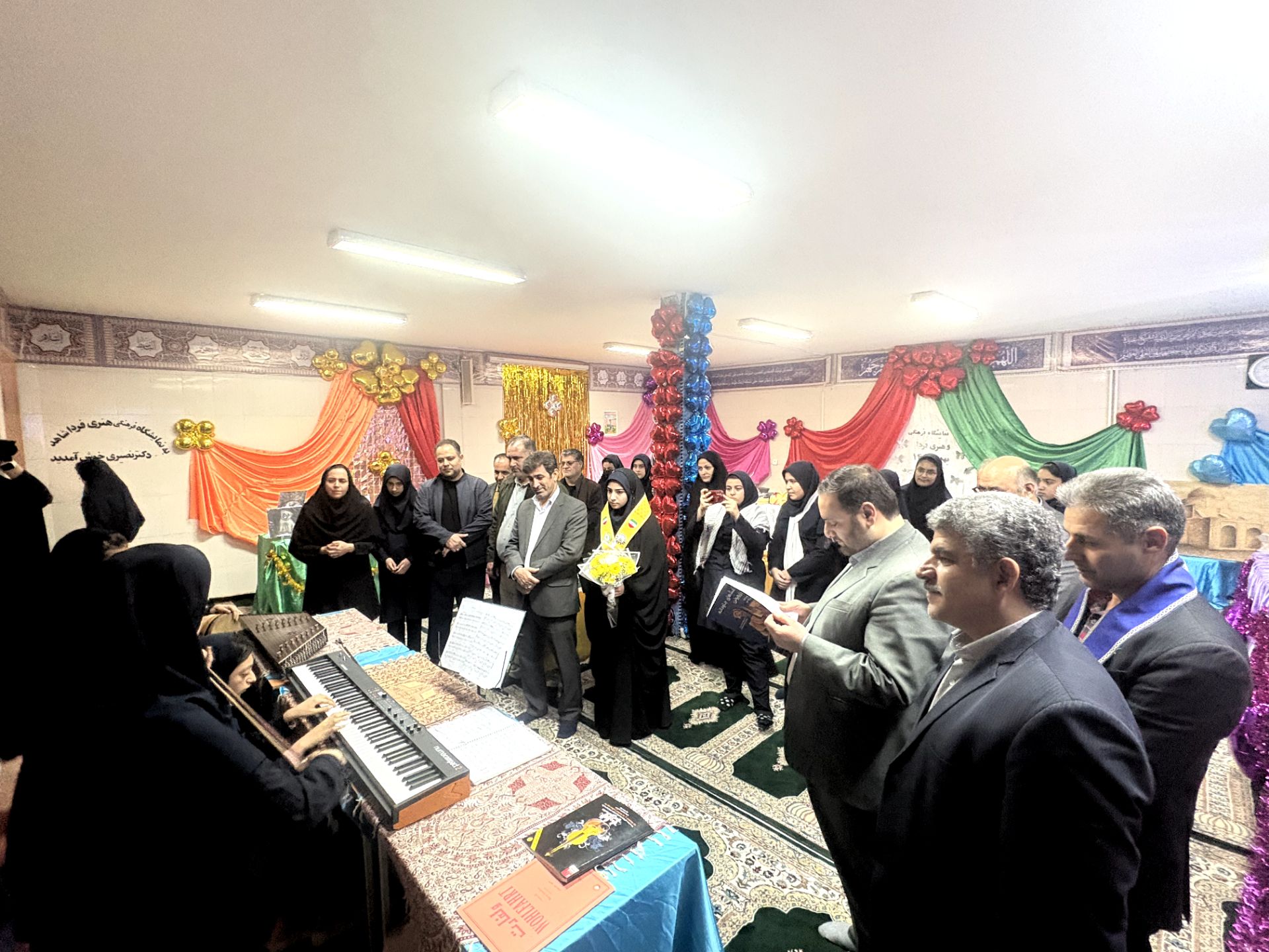 افتتاح نمایشگاههای دستسازههای دانشآموزان خمین