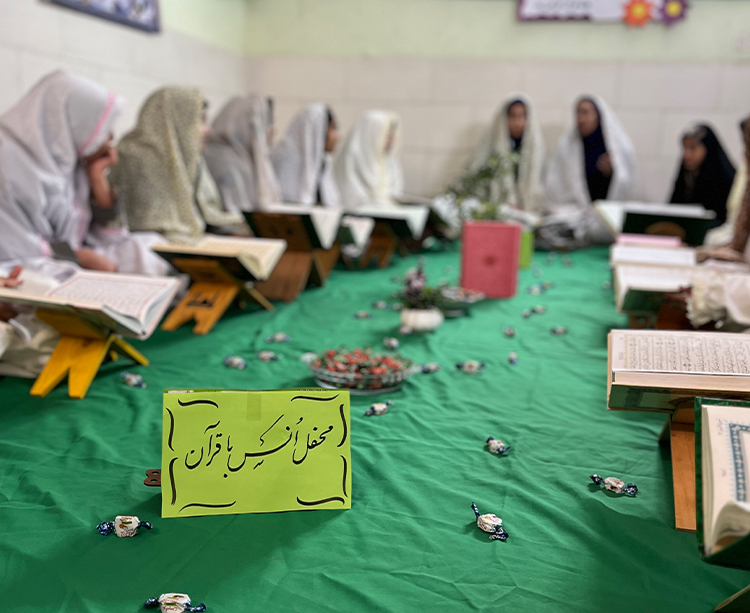 نسیم وحی در مدرسه فاطمیه خمین