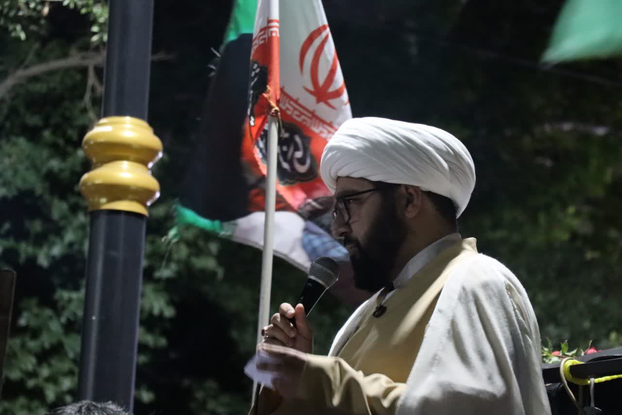 قرآن هرگز به سازش با دشمن فرمان نمی‌دهد