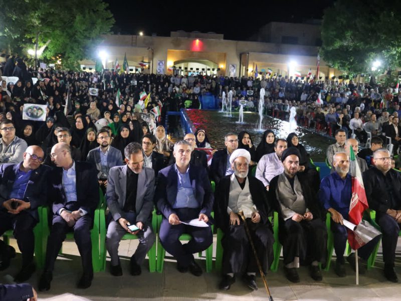 سی و هفتمین سالگرد ارتحال امام خمینی (ره) در زادگاهش خمین برگزار شد