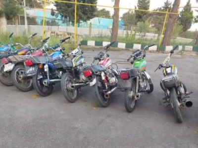 توقیف ۱۴ دستگاه خودرو و موتورسیکلت هنجارشکن در خمین