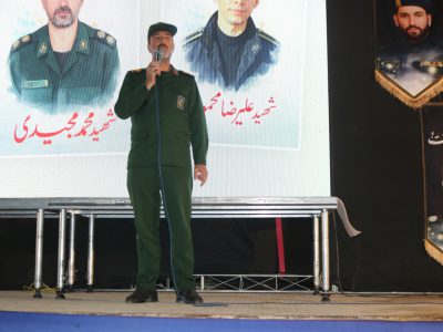 شهدا وصیت کردند پشتیبان ولی فقیه باشید