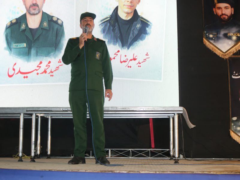 شهدا وصیت کردند پشتیبان ولی فقیه باشید