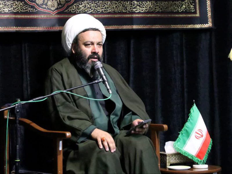 امام حسین(ع) الگوی مقاومت در برابر استکبار جهانی است
