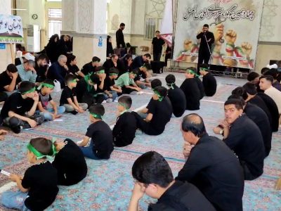 شور حسینی دانشآموزان خمینی در سوگواره «احلىمنالعسل»