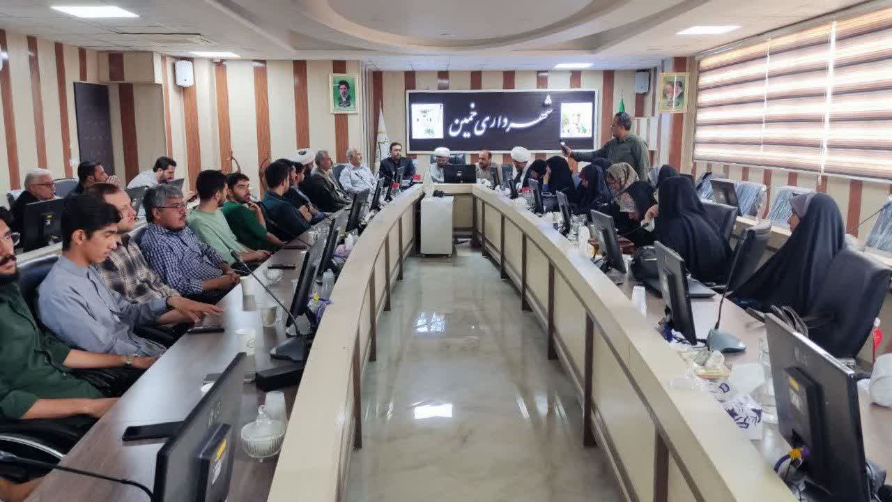 نشست هماندیشی اصحاب رسانه خمین برگزار شد
