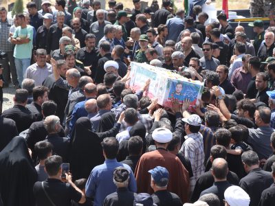 تشییع پیکر «شهید مرتضی اکبری» در دهنو